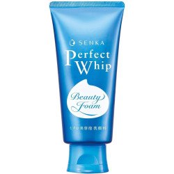Experience the luxurious lather of Japan's #1 foaming cleanser.